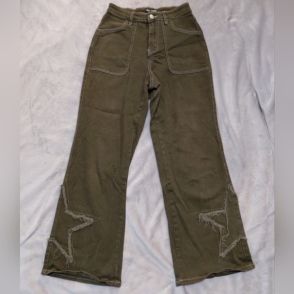 Hot Topic Grunge Olive Green Straight Leg High Waisted Pants Distress Star Sz. 3 - Picture 1 of 9